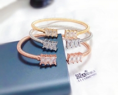 Gorgeous zircon style thread bangle set