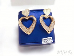 Hollow heart model sumptuous earring