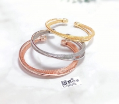 Fashion concise style bangle set