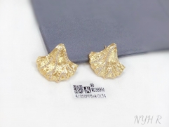 Irregular model zircon gold/silver earring