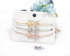 Exquisite flower style bracelet set