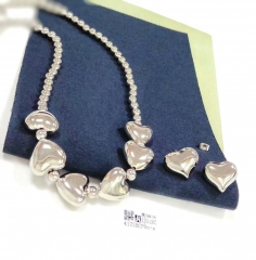 Glossy heart fine style earring necklace set