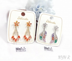 Gorgeous fashion earring