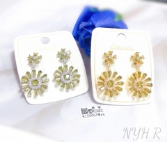 luxurious exquisite flower shape pendant earring