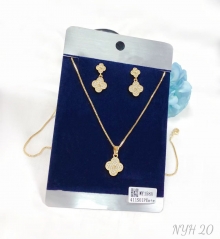 Four leaf clover shape exquisite earring necklace set