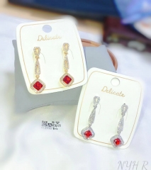 Square red zircon exquisite pendant earring