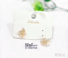 Tender butterfly style fine earring