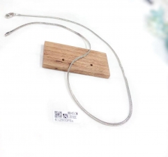 Simple style suitable daily wear necklace