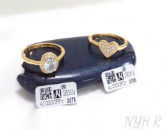 Round/heart model zircon rings