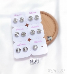 Round style polishing stud earring