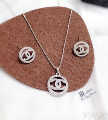 Classic double C style earring necklace set