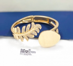 Leaf style trendy bangle