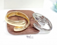 Polishing overlapping shape bangle