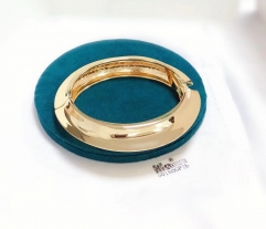 Concise fashion big bangle