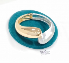 Gold/silver pattern exquisite bangle