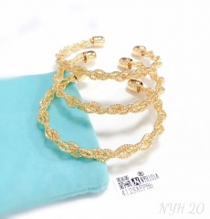 Twist curl shape concise bangle set