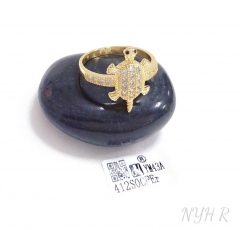 Turtle shape zircon ring