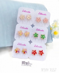 Snowflake model crystal stud earring