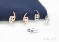 Fashion pearl stud earring