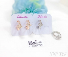 Square shaped trendy earring