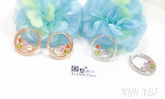 Flower shaped gorgeous earrings