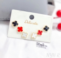 Four leaf clover fashion stud earring