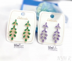 Green/purple crystal pendant earrings