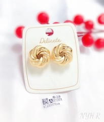 Cookies shaped stud earrings