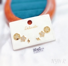 Star shaped trendy stud earrings