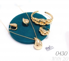 Exquisite and fashionable four-piece jewelry set