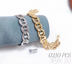 Fashionable gold diamond bracelet