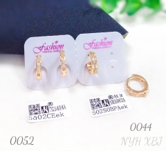 Exquisite champagne gold hollow earrings