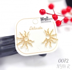Coral design C-shaped ear studs