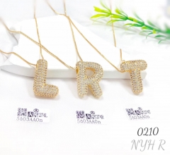 Gilded women's luxury jewelry letter pendant necklace