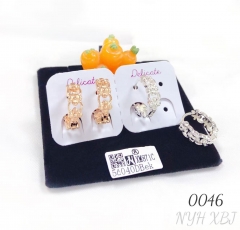 Flower-shaped hollowed-out earrings