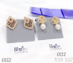 Micro-inlaid zircon pearl stud earrings