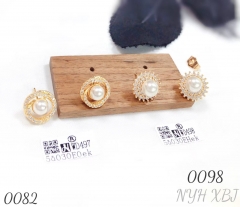 Pearl and zircon earrings