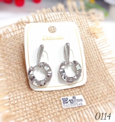 Fashion niche earrings simple geometric design