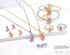 Rabbit pink zircon three-piece set