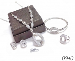 Micro-inlaid zircon exquisite design set