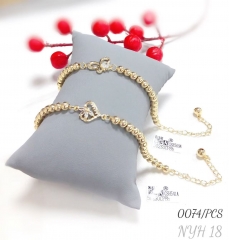 Heart-shaped zircon beaded bracelet