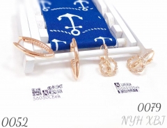 Rose gold earrings with diamonds