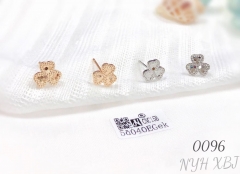 Clover Lady stud earrings