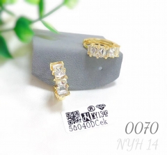 Popular retro niche earrings copper zircon