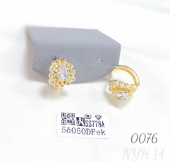 Fashionable 18k Cubic Zirconia Flower Earrings