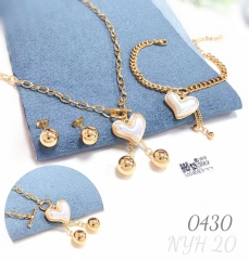 18K Gold-Plated Heart-Shaped Pearl Pendant Necklace Bracelet Set