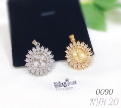 Women's Necklace Pendant with Micro-pave Zircon Madonna Image