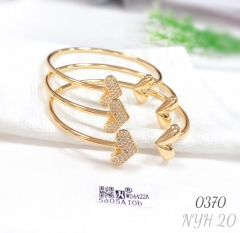 Wholesale minimalist design double-heart zircon open bangle