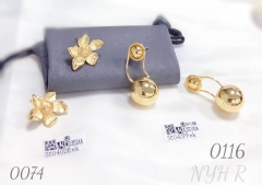 Exquisite gold-plated flower stud earrings, fashionable jewelry