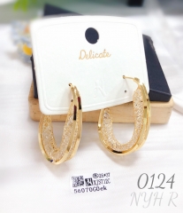 High-end micro-pave women's hoop earrings are mainly made of zircon alloy.
